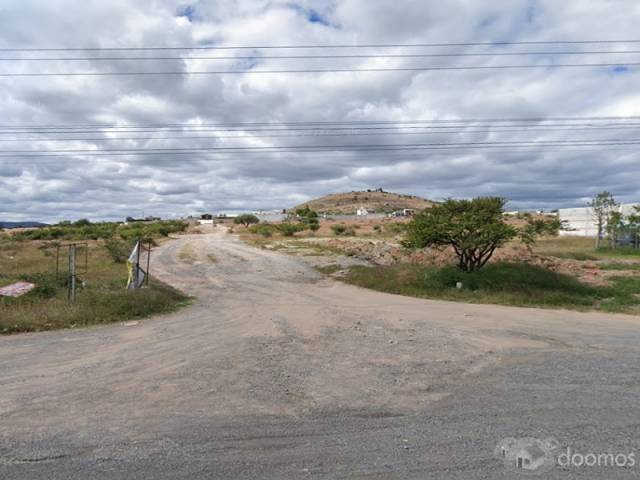 Terrenos 1003 y 996 m2 en venta con vista panorámica en Tequisquiapan.