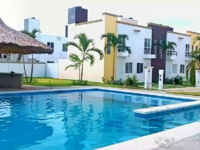 CASA DE 2 NIVELES EN ACAPULCO