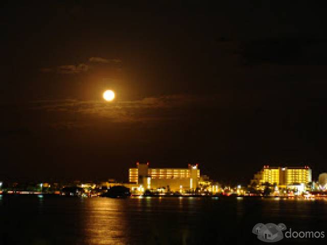 RESIDENCIA FRENTE A LAGUNA CANCUN