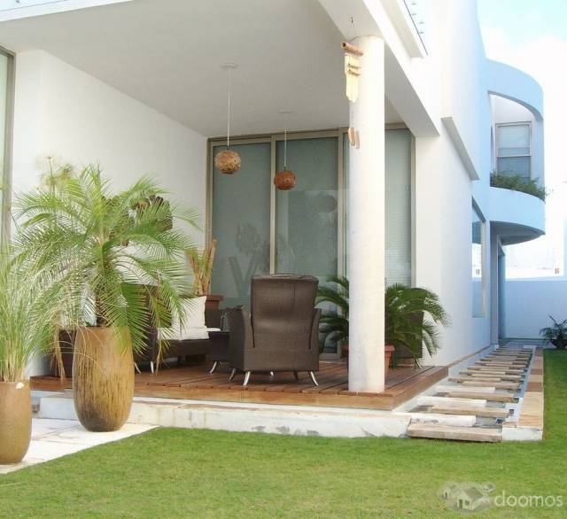 VENTA DE MODERNA RESIDENCIA  EN EL CENTRO DE CANCUN