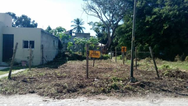 TERRENO CON USO RESIDENCIAL. EN ESQUINA, DENTRO DE FRACCIONAMIENTO