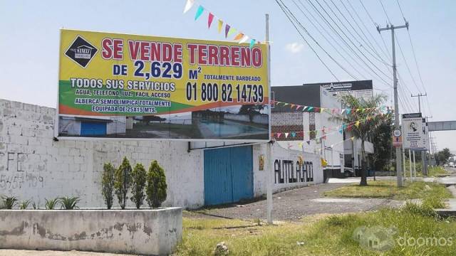 TERRENO CON ALBERCA EN VENTA CARRETERA FEDERAL CUERNAVACA-CUAUTLA