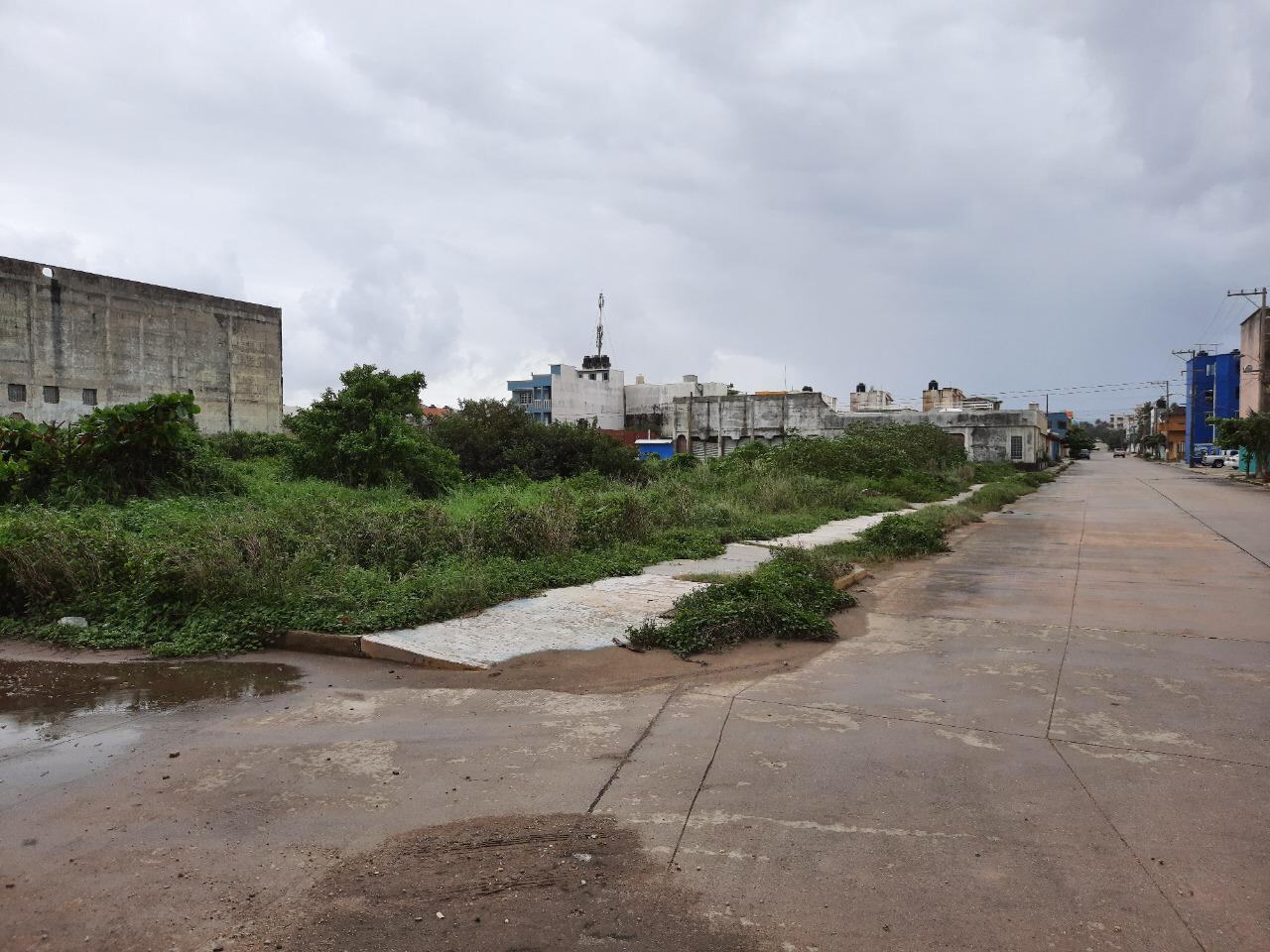 Terreno en Renta en la Av. Lazaro Cardenas s/n. Colonia Playa Sol