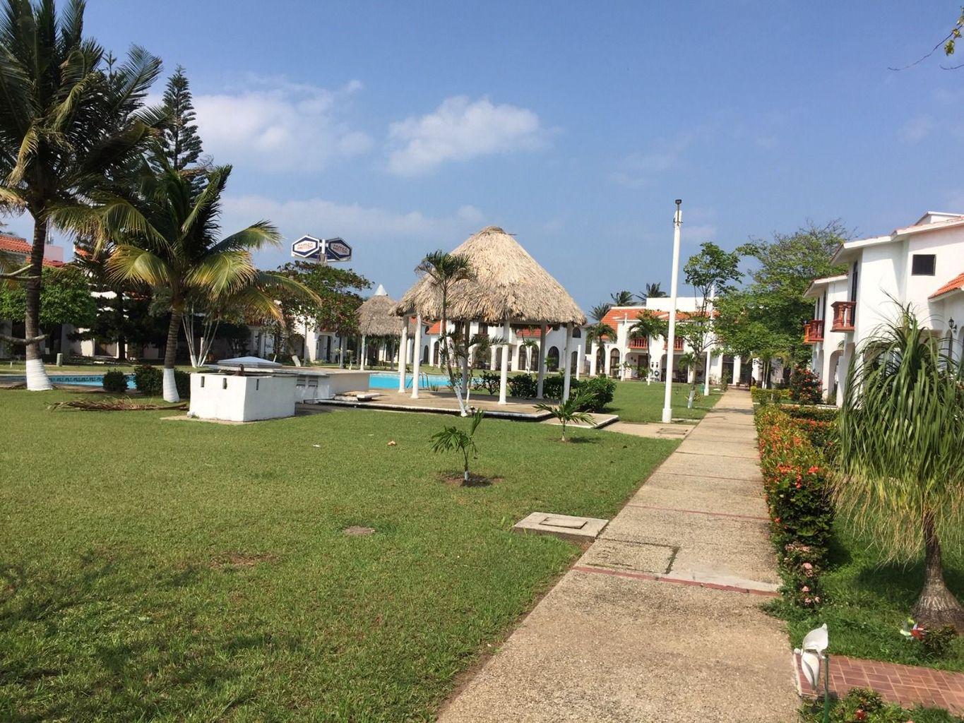 Casa en Venta Fracc. Bugambilias, Coatzacoalcos (CR131771075)