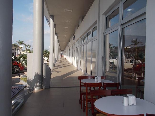 Renta de Local Comercial 7B de 40 m2 en Plaza Comercial QUADRUM, Coatzacoalcos, Ver.