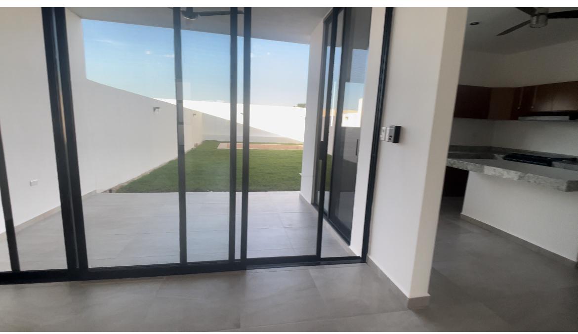 Casa en venta de 4 recamaras al norte de Merida con alberca privada