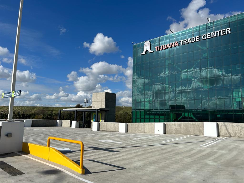 OFICINA EN RENTA DE 1080 M2, EN RÍO TIJUANA TERCERA ETAPA, TIJUANA B.C.