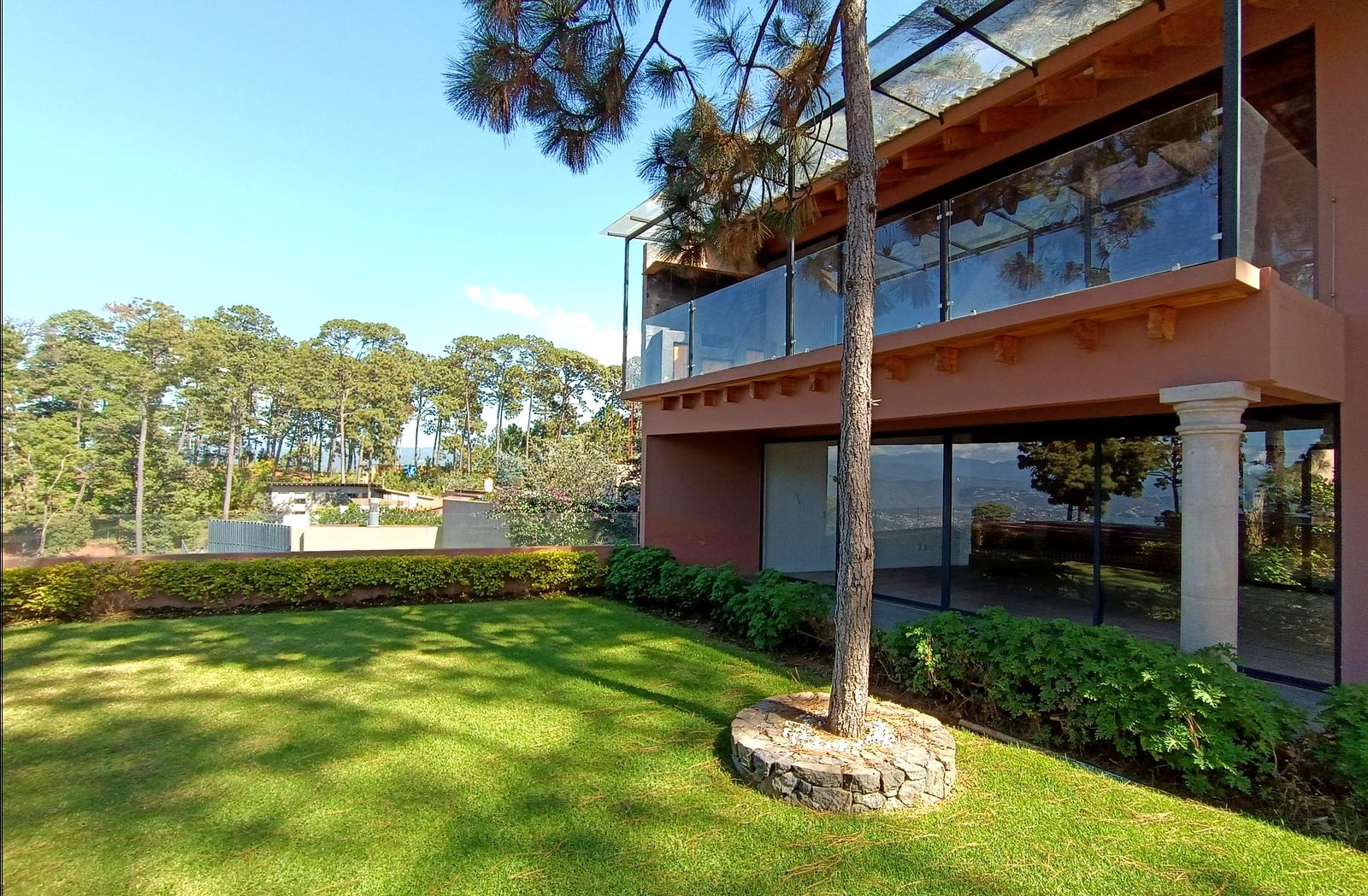 Casa en Avándaro con vista al lago