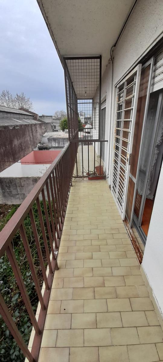 San Martin 121, Bernal ¡Tres ambientes en venta!