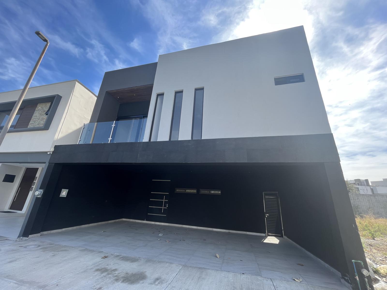 Casa nueva en venta en Mítica Residencial (Carretera Nacional)