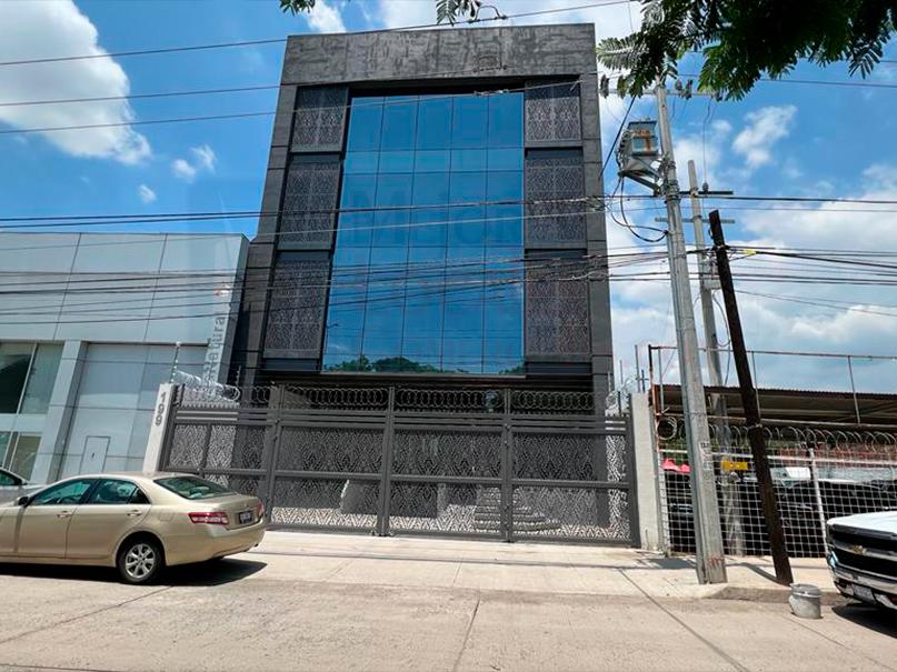 OFICINAS EN RENTA BLVD. ALONSO DE TORRES