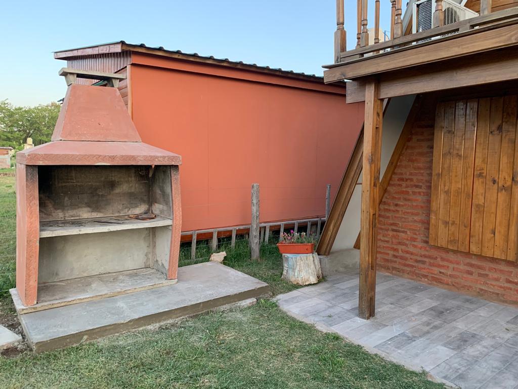 Casa en venta - 2 Dormitorios 1 Baño - Cocheras - 347Mts2 - Don Genaro, Monte