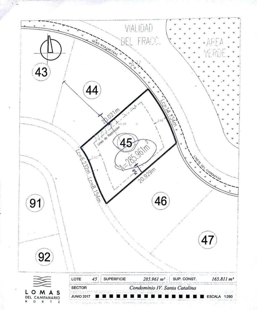 Venta de Terrenos en Lomas del Campanario, 286 m2 - 14 m2 por 21 m2