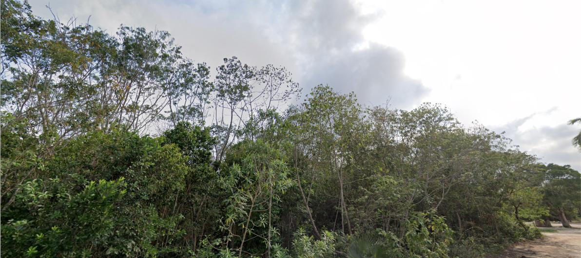 Terreno en avenida Chacmool