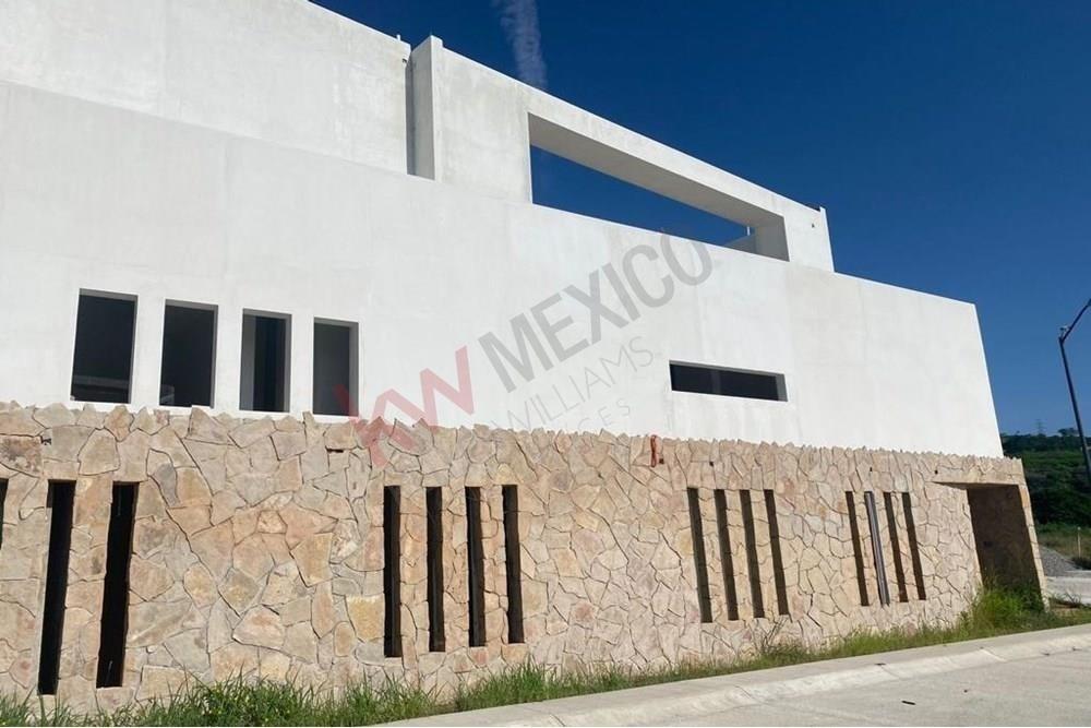 Se VENDE RESIDENCIA en Fraccionamiento Country Valley en Tuxtla Gutiérrez, Chiap