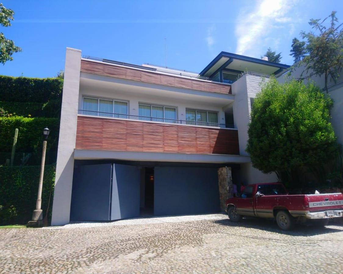 RESIDENCIA EN VENTA EN HACIENDA SAN MARTIN OCOYOACAC