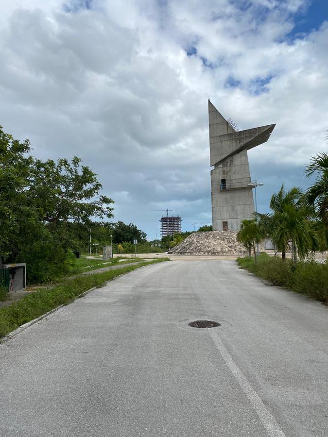 Terreno en Venta en Lomas de Vista Hermosa, Cancún