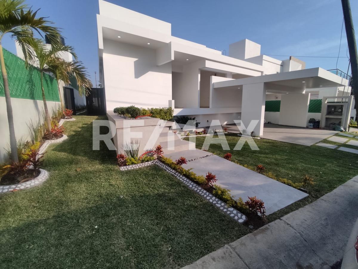 Casa en Venta en Fraccionamiento Lomas de Cocoyoc