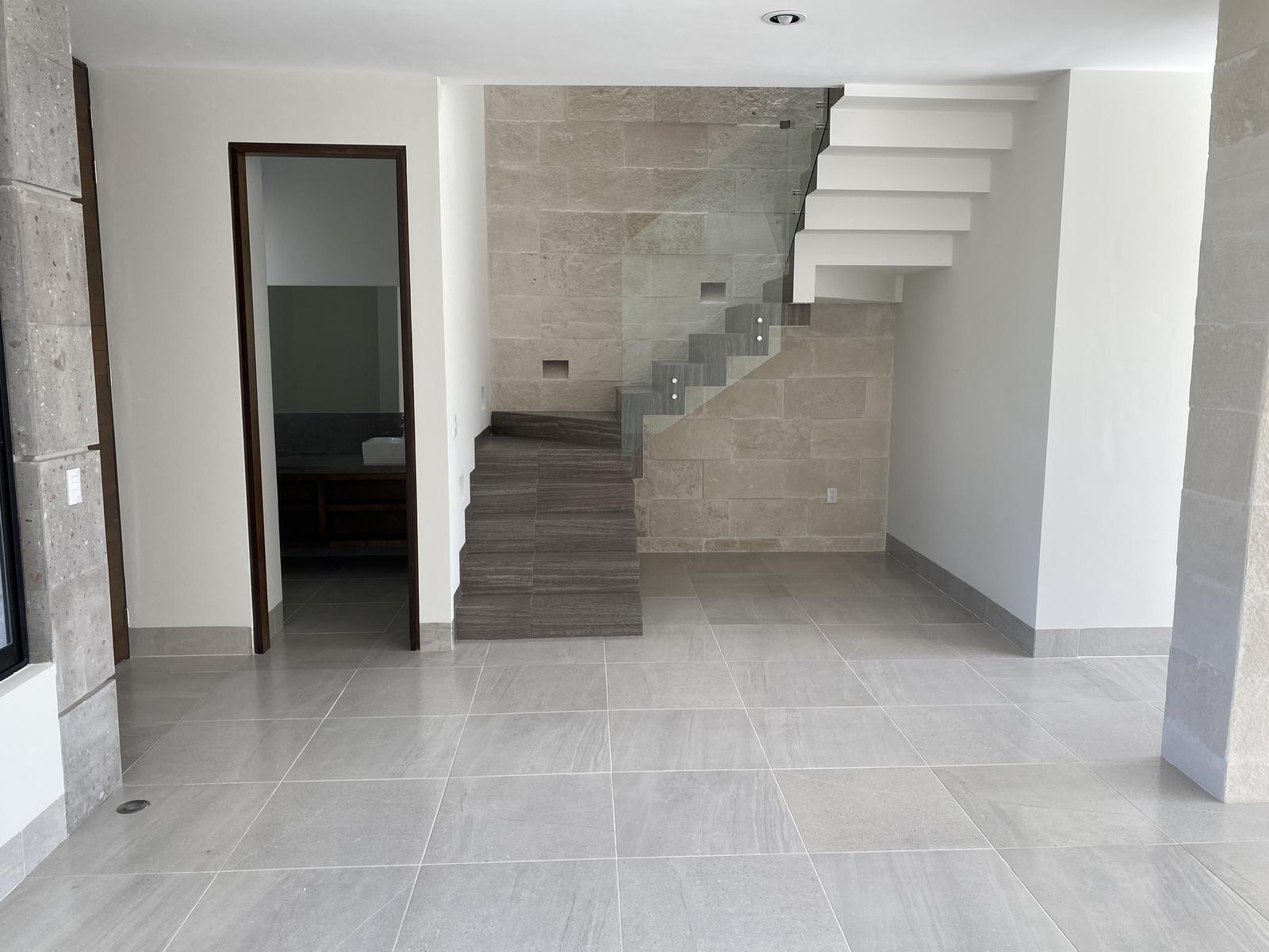 Casa NUEVA en  VENTA en EL Mayorazgo frente a área verde !!