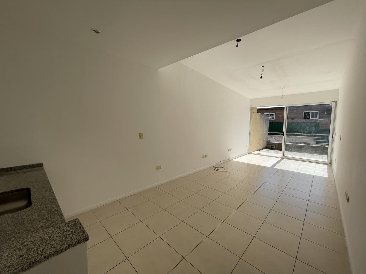 Monoambiente amplio en venta San Lorenzo al 3500 Rosario