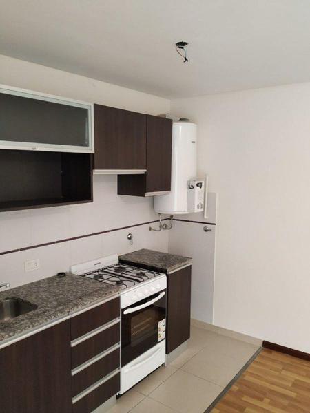 Venta Depto 1 Dormitorio con patio,  Laprida 2071 - Gazze