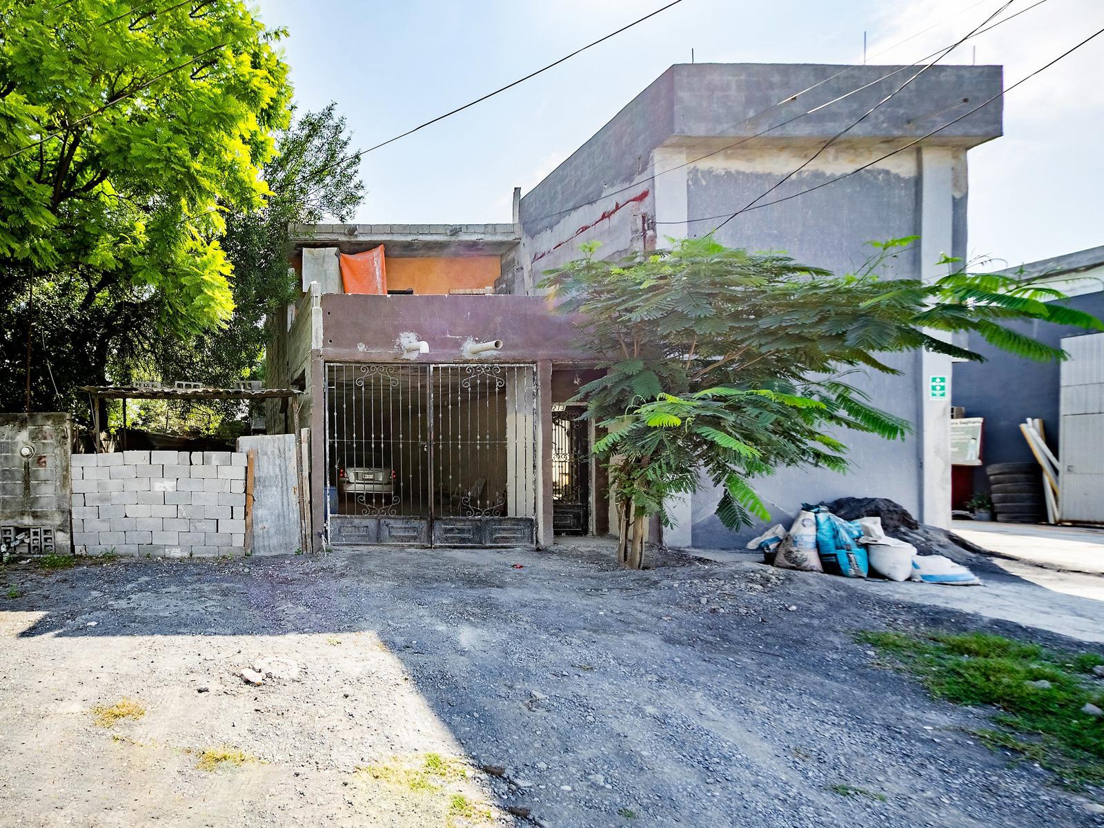 Casa en venta en Zertuche primer sector, Guadalupe