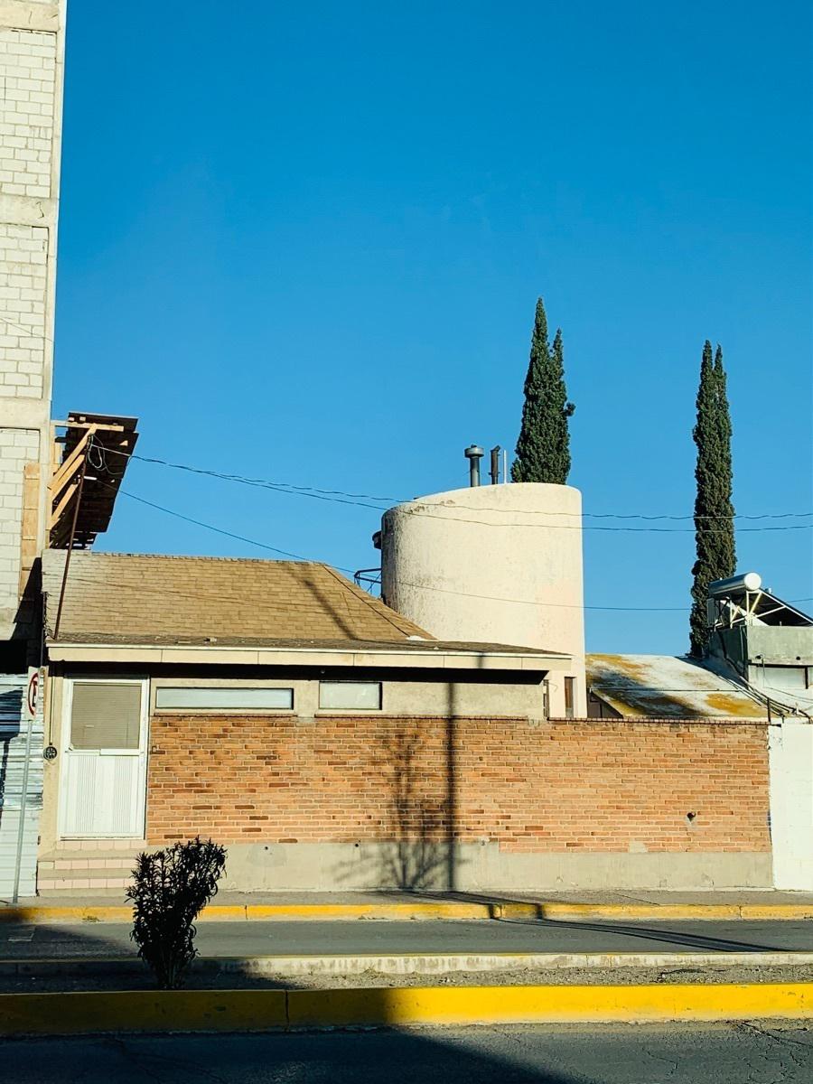 - CASA EN LOMAS DEL SANTUARIO