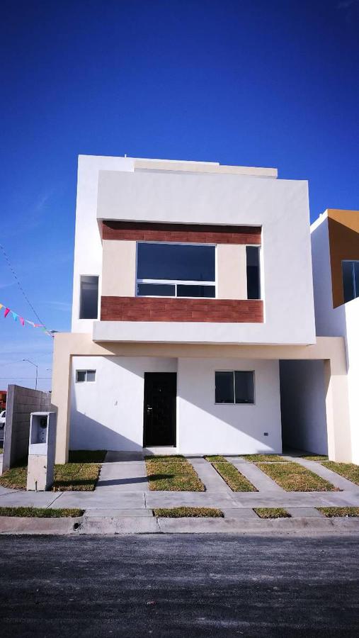 LOS LIENZOS, MODELO SIQUEIROS, APODACA, EXCELENTE CASA EN FRACC PRIVADO