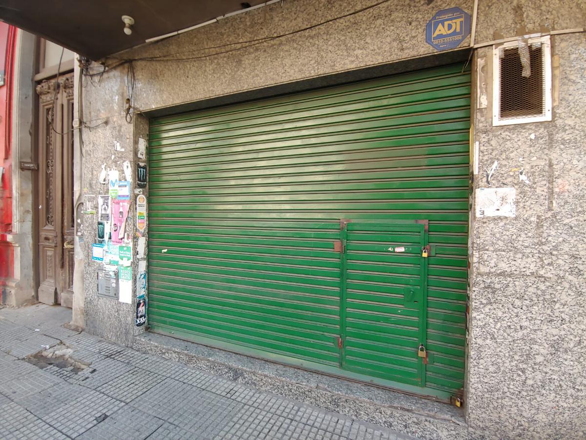 J. B. Alberdi 3300 - Local Comercial - Venta/Alquiler