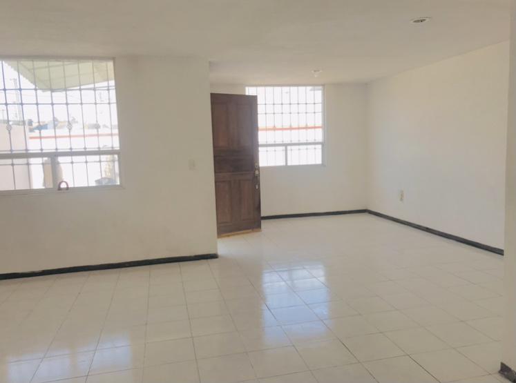 Casa en Venta en Fracc.ionamiento San José al Sur de Pachuca Hidalgo con Terreno Excedente - Privadas Don Jaime