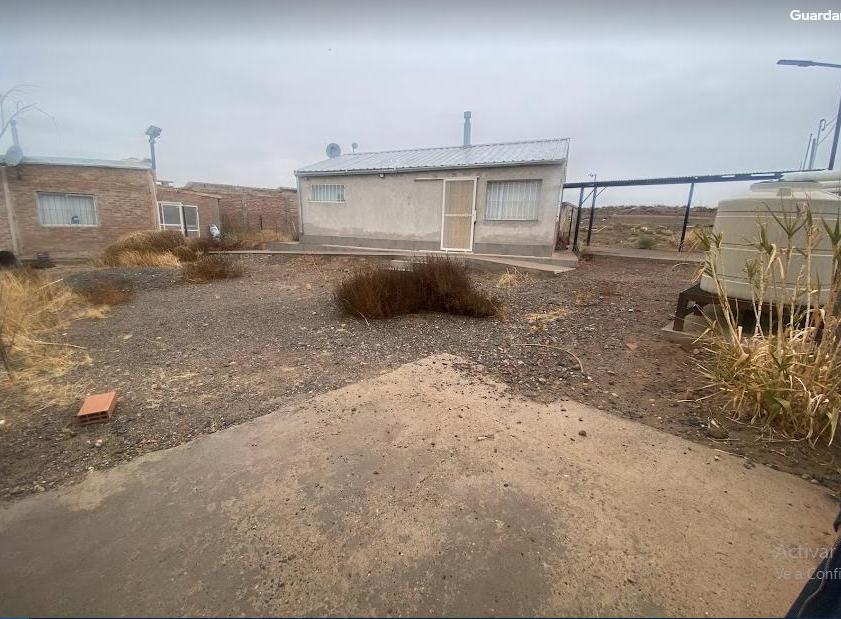 Terreno con dos construcciones en Balsa Las Perlas