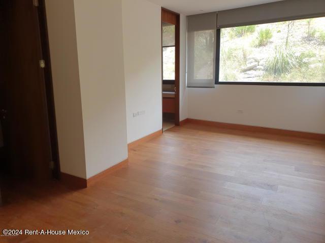 Departamento en Renta en Huixquilucan ,Bosque Real RT 24-4581.