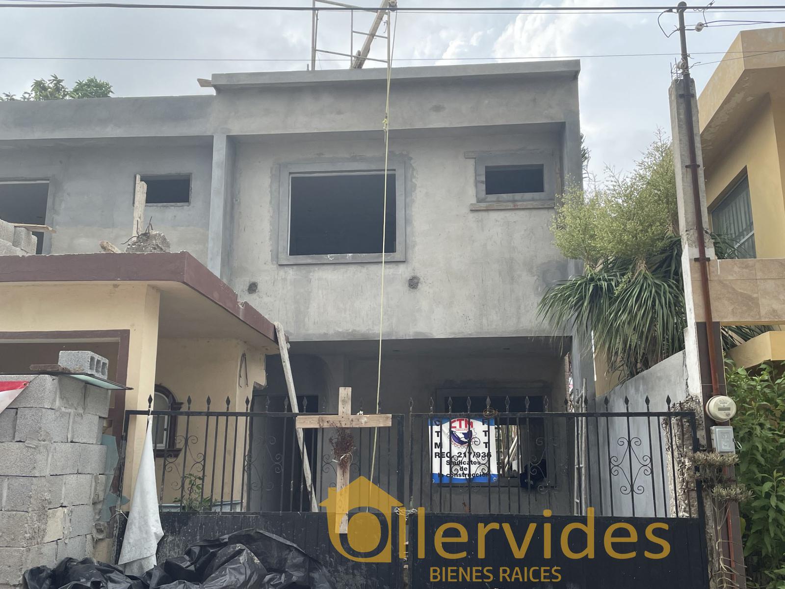 Casa en  VENTA, CERCA DE AVENIDA MONTERREY