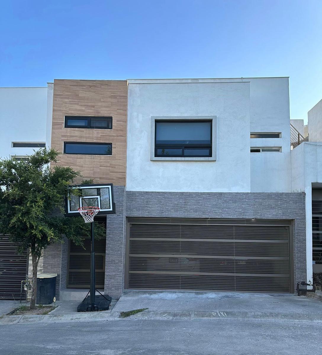 CASA EN VENTA EN MONTERREY CUMBRES CALLEJUELAS