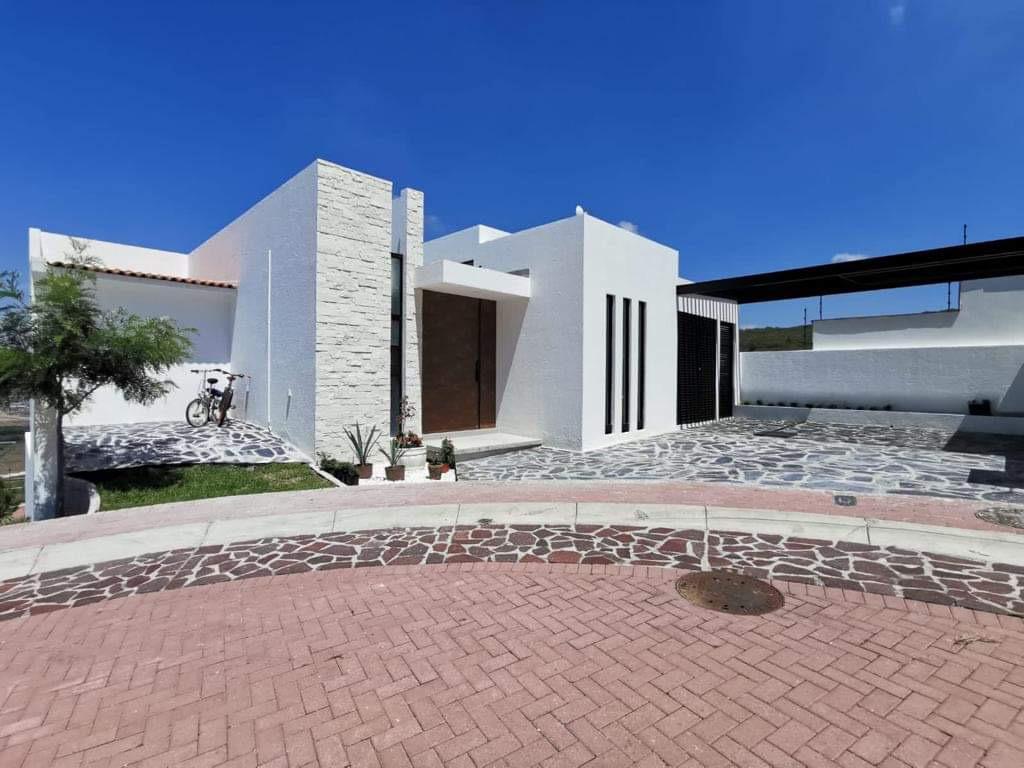 HERMOSA CASA EN VENTA