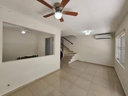 Casa en  Venta en Hacienda las Palmas , Apodaca NL