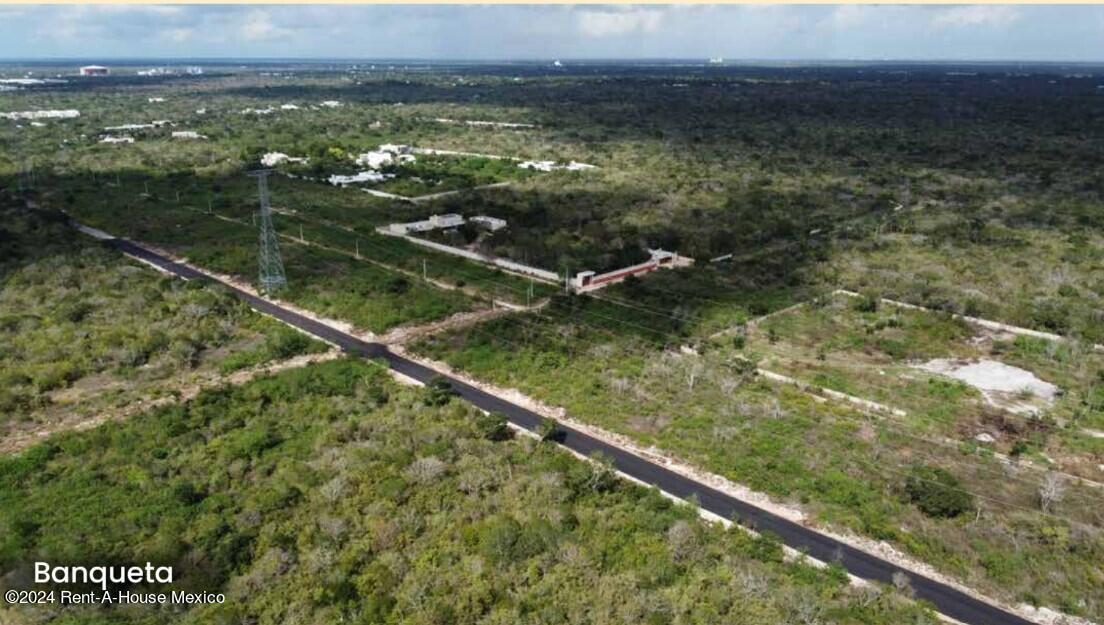 Terreno en Venta enTemozon Norte Merida GY 24-2027