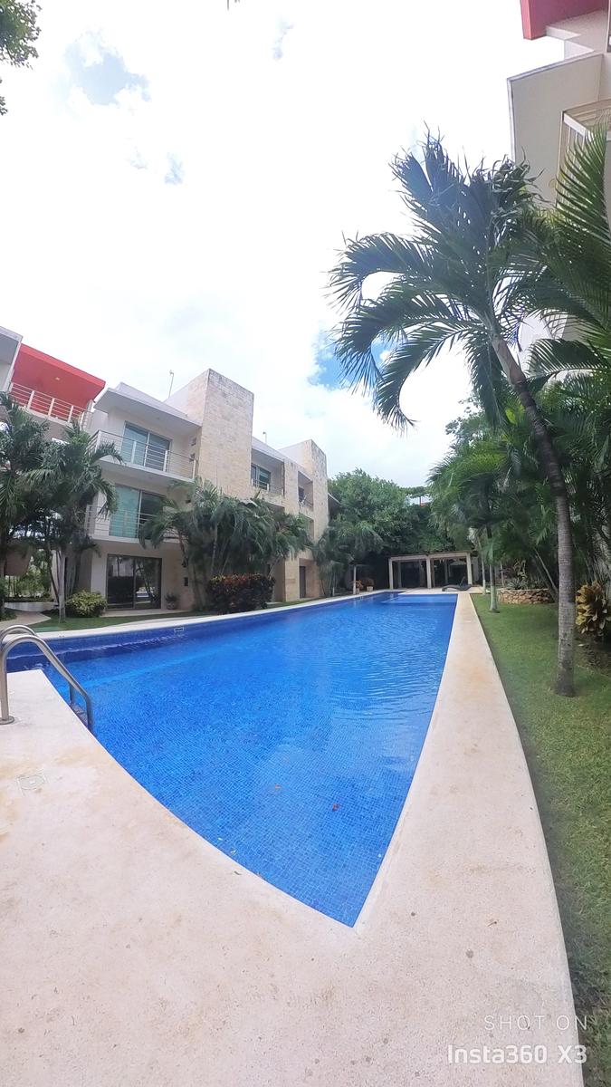 Se renta amplio departamento de 3 Recámaras en Palmeiras 1, Playa del Carmen