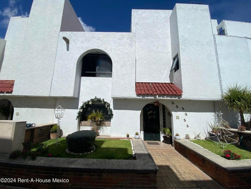 Casa en Venta en Huixquilucan, Jesús del Monte Gch. 24-2565