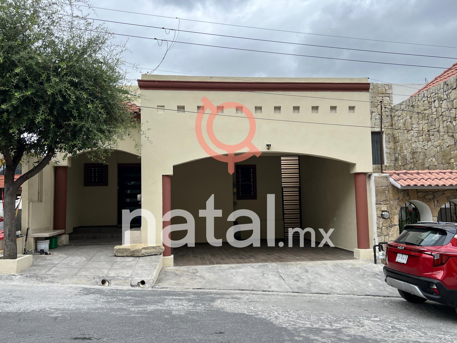 CASA EN VENTA por rayados BOSQUES DE LA PASTORA GUADALUPE