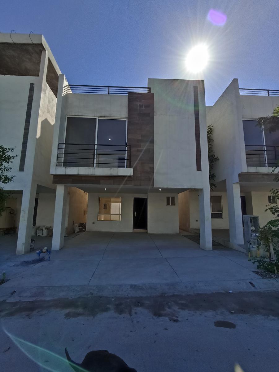 Casa en Venta Brianzzas Residencial Escobedo NL