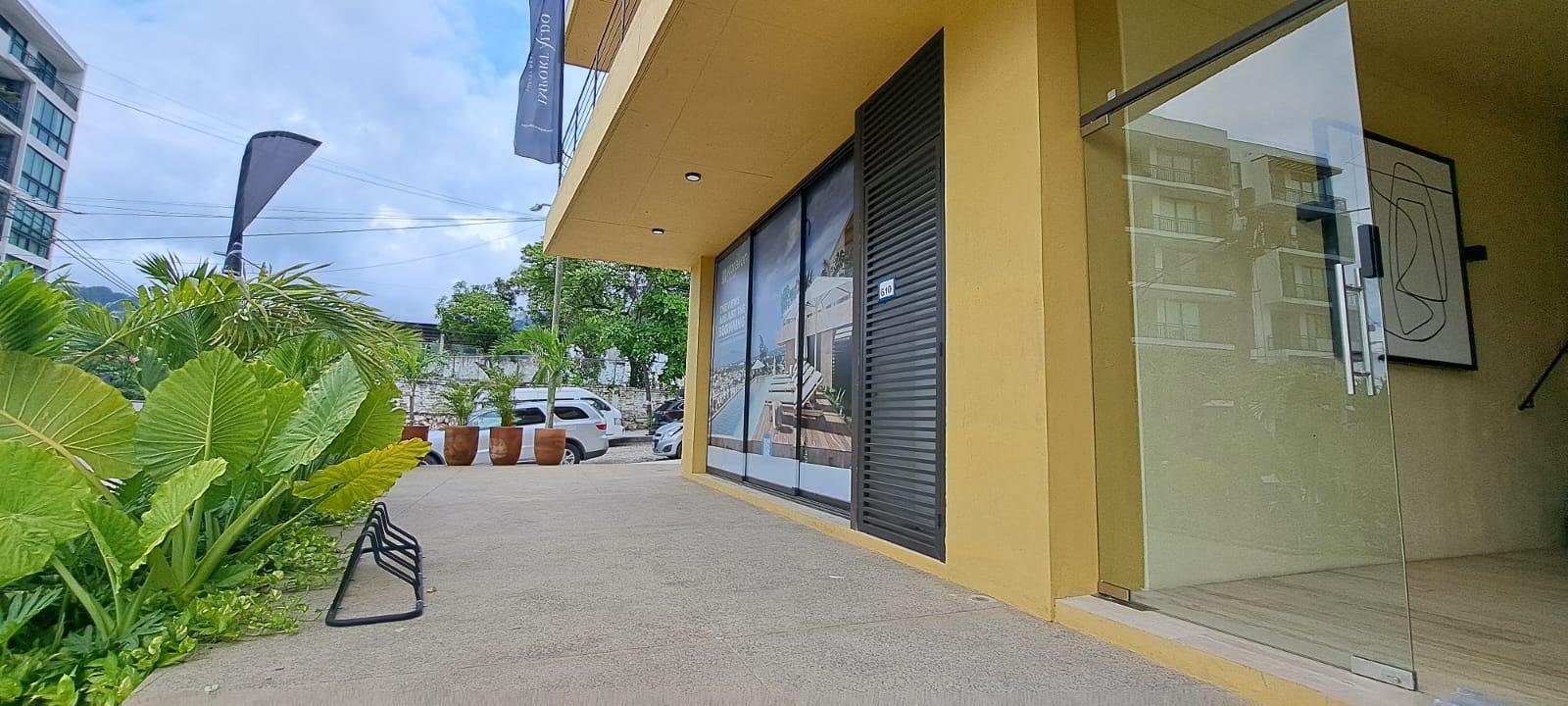 Local Comercial en Venta en Colonia 5 de Diciembre cerca playa Puerto Vallarta.