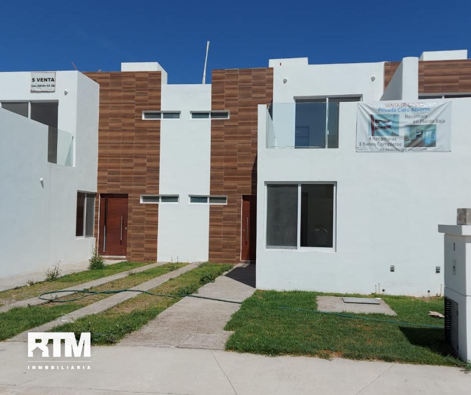 Se vende casa a estrenar en los lagos residencial