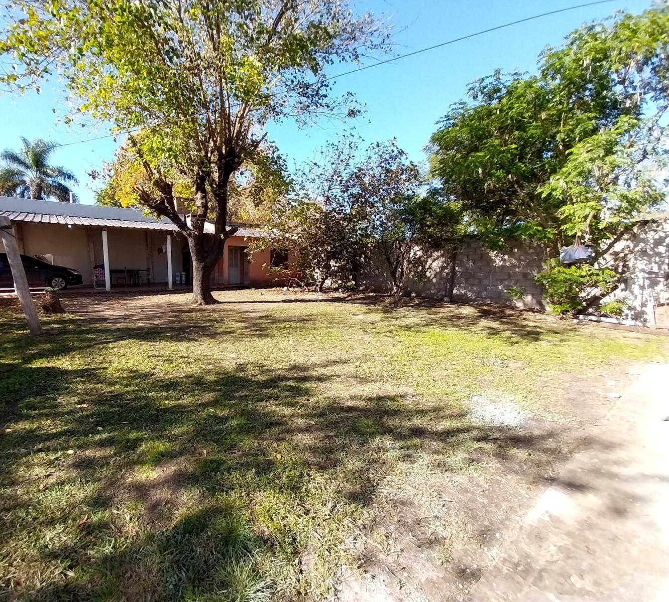 Casa en  venta barrio las Acacias Sauce Montrull