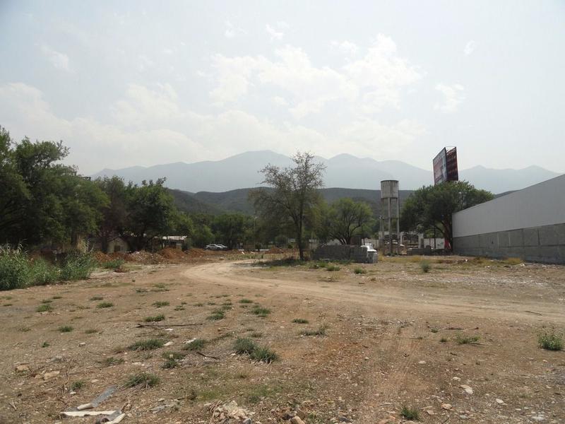 TERRENO COMERCIAL SOBRE CARRETERA NACIONAL