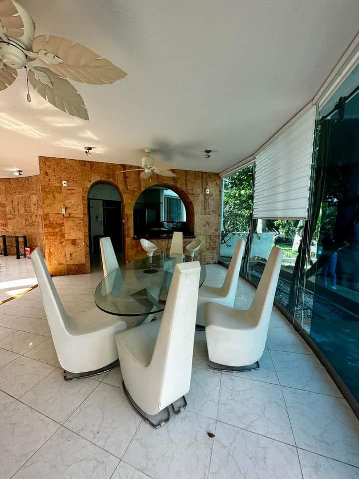 CASA EN VENTA FRACCIONAMIENTO JARDINES DE VILLAHERMOSA