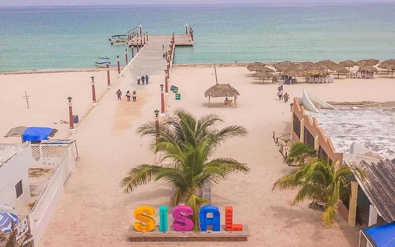 TERRENOS en la PLAYA en Yucatan. Cerca de Sisal (Con Club de PLAYA)