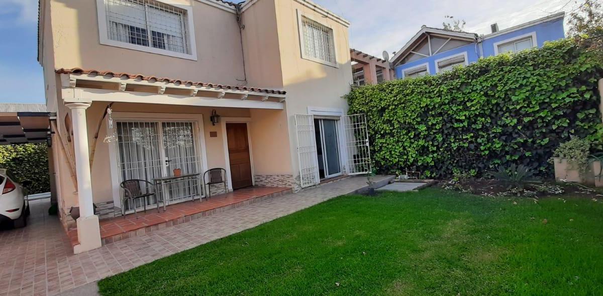 CASA EN VENTA B°EL TREBOL DORREGO - MENDOZA