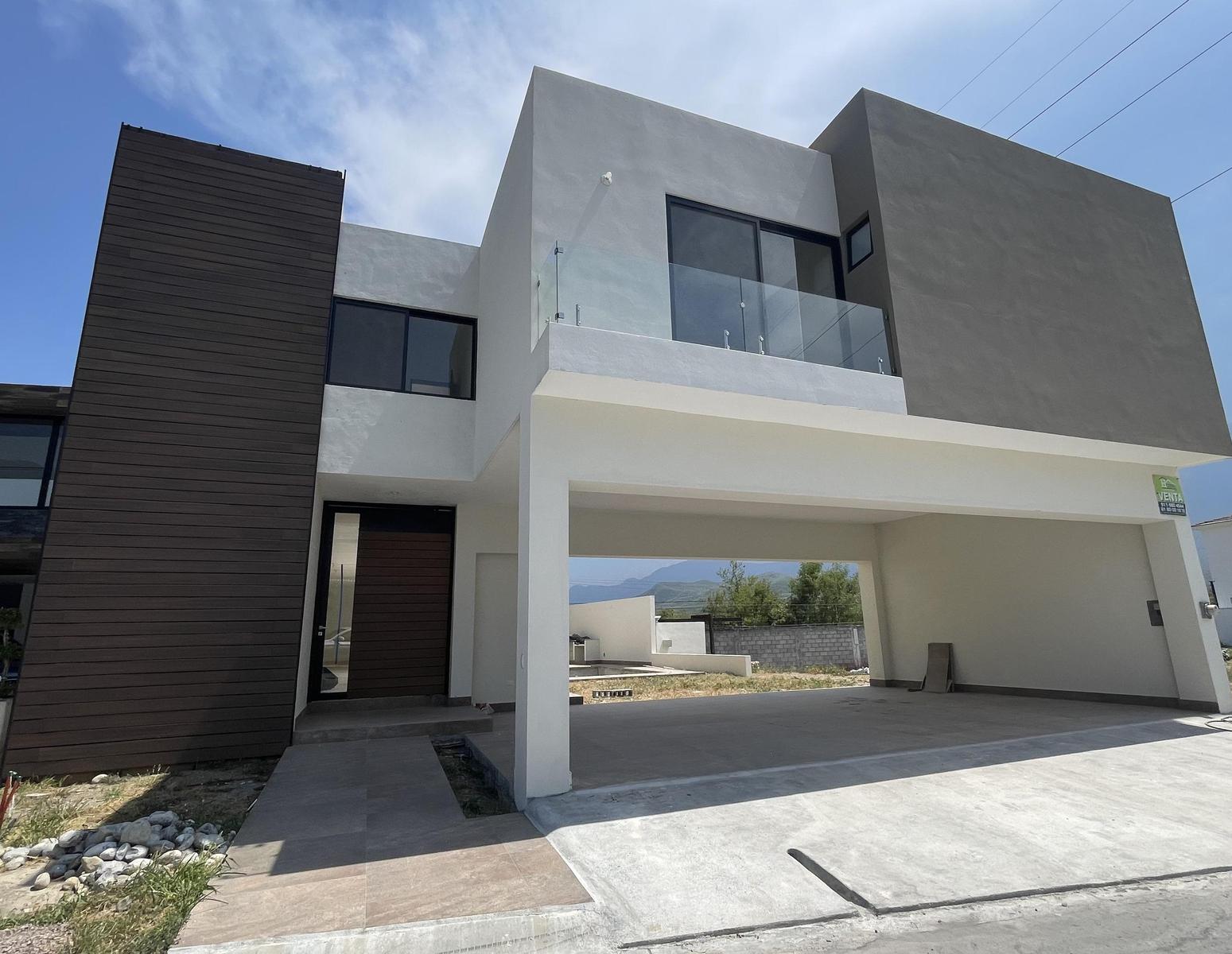 Casa en Venta en La Joya Residencial