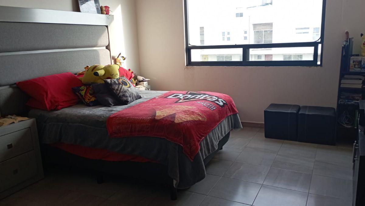 CASA EN VENTA EN RESIDENCIAL FUENTES DE SAN JOSE